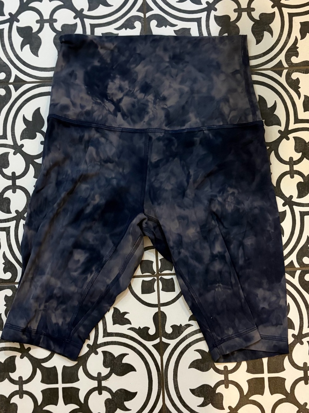 Lululemon women’s Tie-Dye High-Waist Bike Shorts